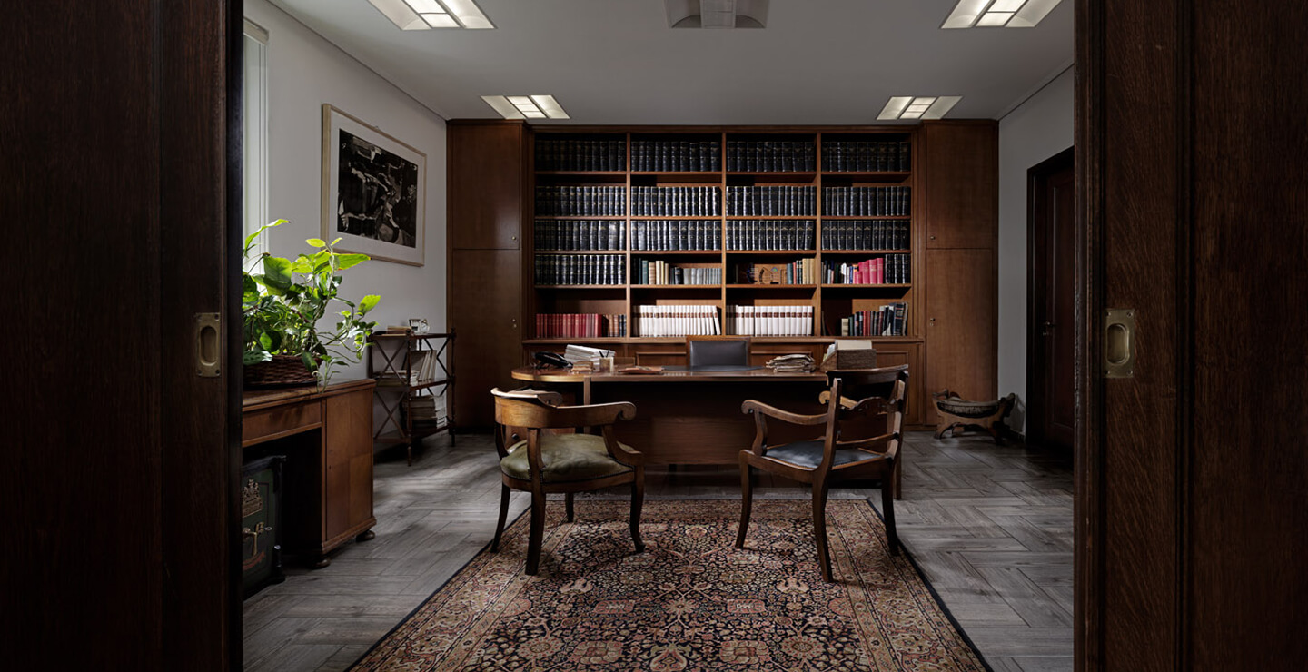 HP&P Dr. Helen G. Papaconstantinou & Partners Law Firm-hplaw-who-we-are-03